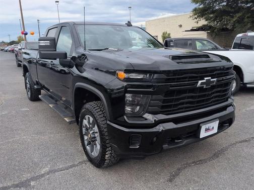 2024 Chevrolet Silverado 2500 Custom
