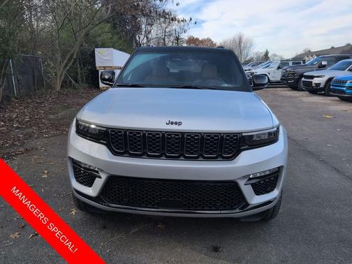 2025 Jeep Grand Cherokee Summit