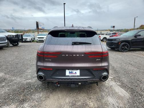2022 Genesis GV70 2.5T
