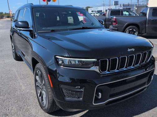2022 Jeep Grand Cherokee L Overland