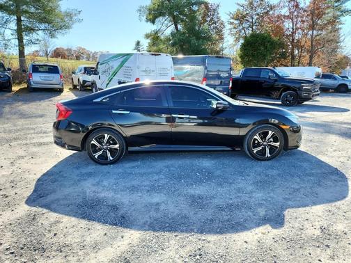 2016 Honda Civic Touring