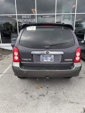 2005 Mazda Tribute s
