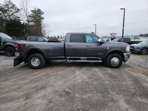 2019 RAM 3500 Laramie