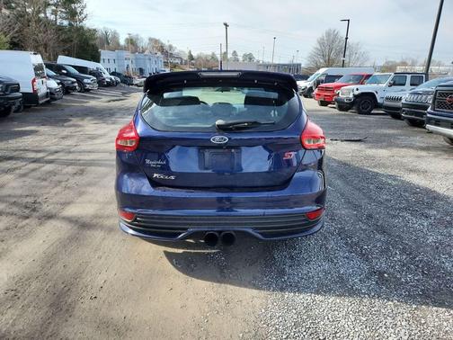 2017 Ford Focus ST Base