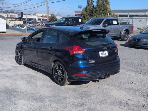 2017 Ford Focus ST Base