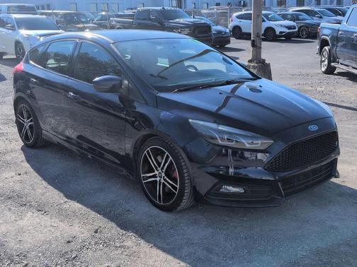 2017 Ford Focus ST Base
