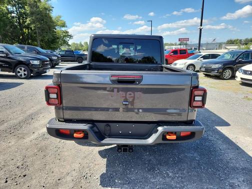 2025 Jeep Gladiator Mojave
