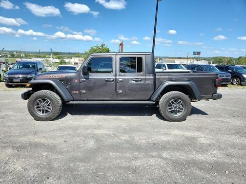 2025 Jeep Gladiator Mojave