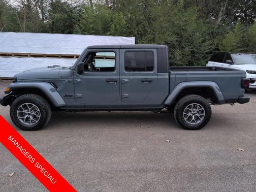 2026 Jeep Gladiator Sport
