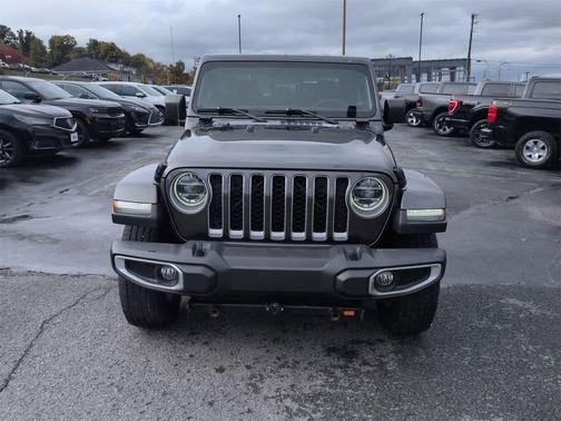 2021 Jeep Gladiator Overland