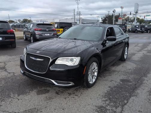 2019 Chrysler 300 Touring L