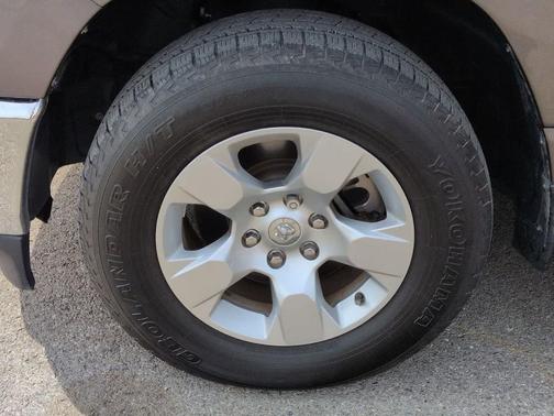 Granite Crystal Clearcoat Metallic 2020 RAM 1500 Big Horn