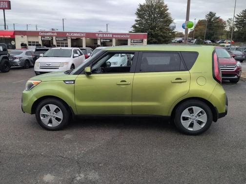 2016 Kia Soul Base