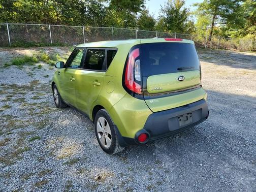 2016 Kia Soul Base