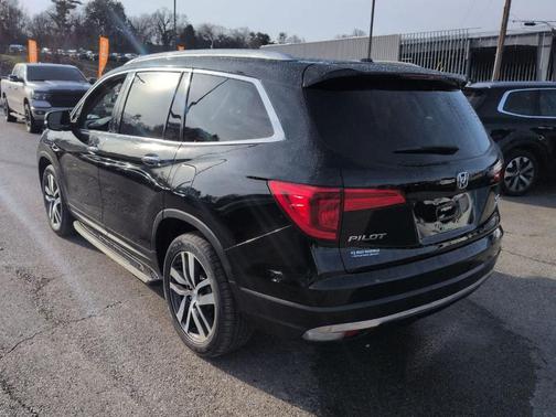 2018 Honda Pilot Touring