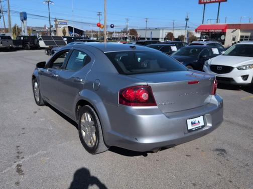 2013 Dodge Avenger SE