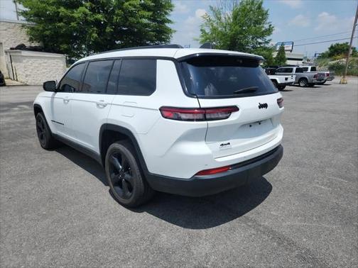 2023 Jeep Grand Cherokee L Laredo