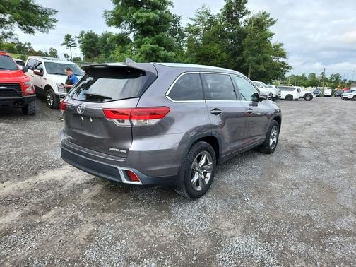 2019 Toyota Highlander Limited Platinum