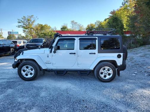 2013 Jeep Wrangler Unlimited Sahara