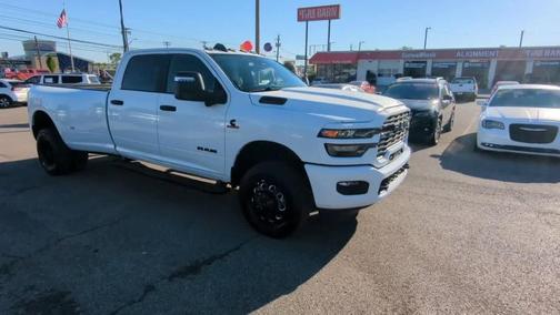 Bright White Clearcoat 2026 RAM 3500 Big Horn