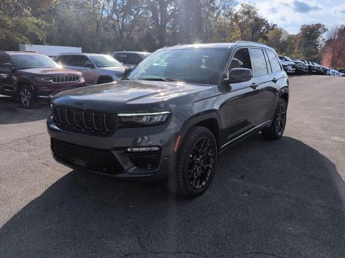 2025 Jeep Grand Cherokee Summit