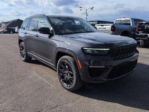 2025 Jeep Grand Cherokee Summit