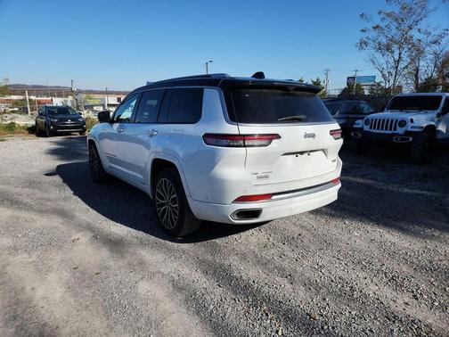 2021 Jeep Grand Cherokee L Summit