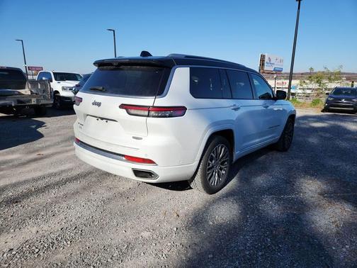 2021 Jeep Grand Cherokee L Summit