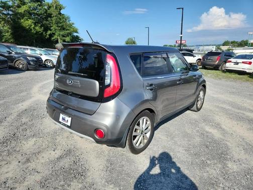 2019 Kia Soul +