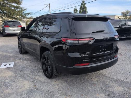 2021 Jeep Grand Cherokee L Laredo