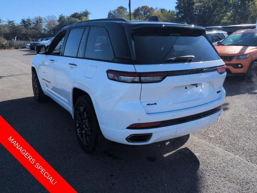 2025 Jeep Grand Cherokee Summit