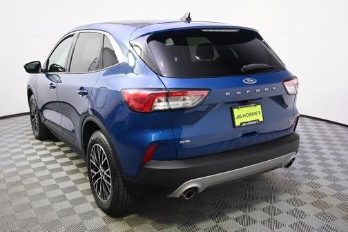 Blue Metallic 2022 Ford Escape PHEV SE