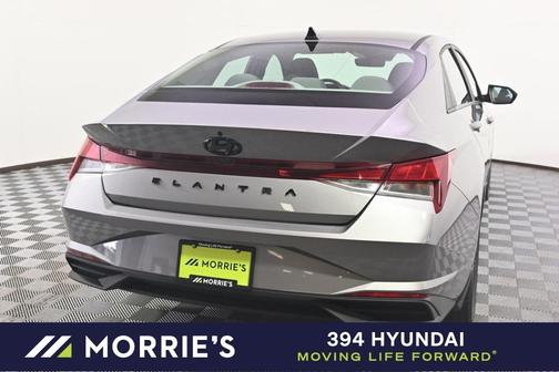 2023 Hyundai ELANTRA SE