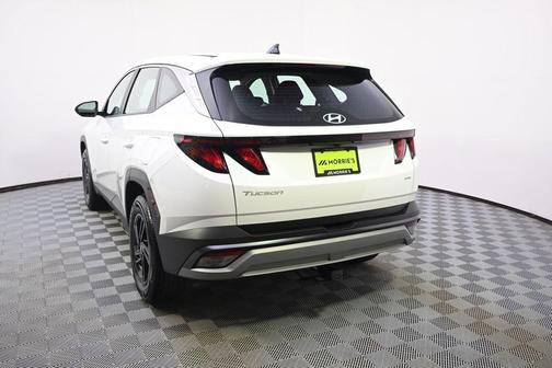 Serenity White Pearl 2025 Hyundai TUCSON SE