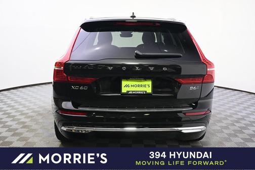 2022 Volvo XC60 B6 Inscription