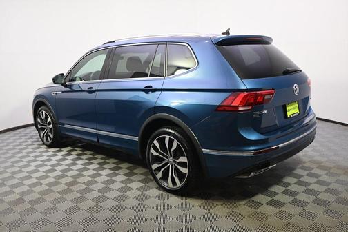 Silk Blue Metallic 2018 Volkswagen Tiguan 2.0T SEL Premium
