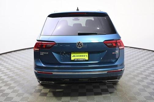 Silk Blue Metallic 2018 Volkswagen Tiguan 2.0T SEL Premium