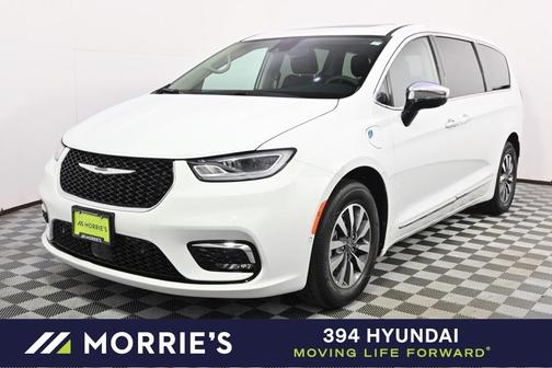 2023 Chrysler Pacifica Hybrid Limited