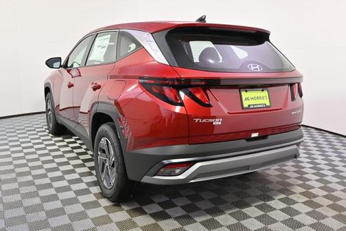 Red 2026 Hyundai TUCSON Hybrid Blue SE