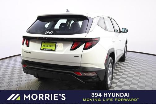 2023 Hyundai TUCSON SE