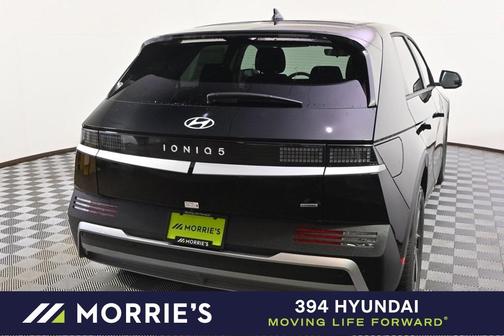 2025 Hyundai IONIQ 5 SE