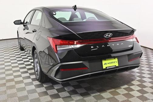 2024 Hyundai ELANTRA HEV Blue