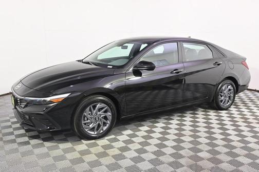 2024 Hyundai ELANTRA HEV Blue