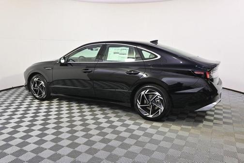Black 2026 Hyundai SONATA SEL Sport