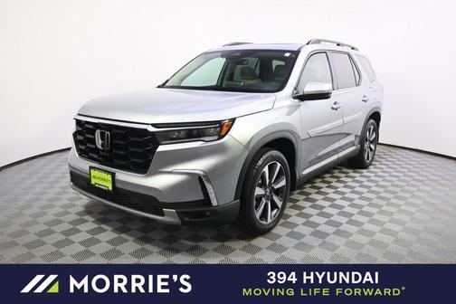 Lunar Silver Metallic 2023 Honda Pilot Touring