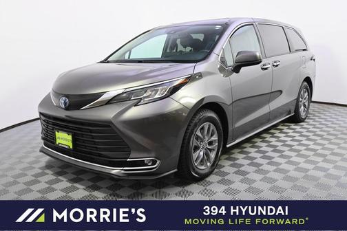 2023 Toyota Sienna XLE