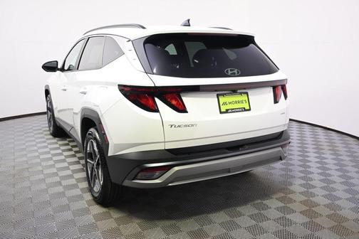 White Pearl 2025 Hyundai TUCSON SEL