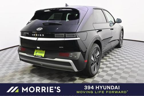 2025 Hyundai IONIQ 5 SE