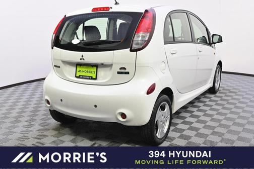 2016 Mitsubishi i-MiEV ES