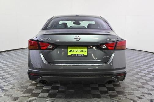 Gun Metallic 2020 Nissan Altima 2.5 Platinum